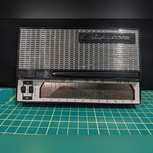 Dubreq Stylophone Pocket Synthesizer Analog Sound Speaker Synth Bass Sounds Box